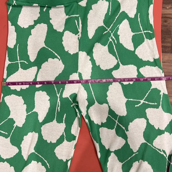 NWT: Diane von Furstenberg x Target Green & White Knit Pant - Picture 8 of 8